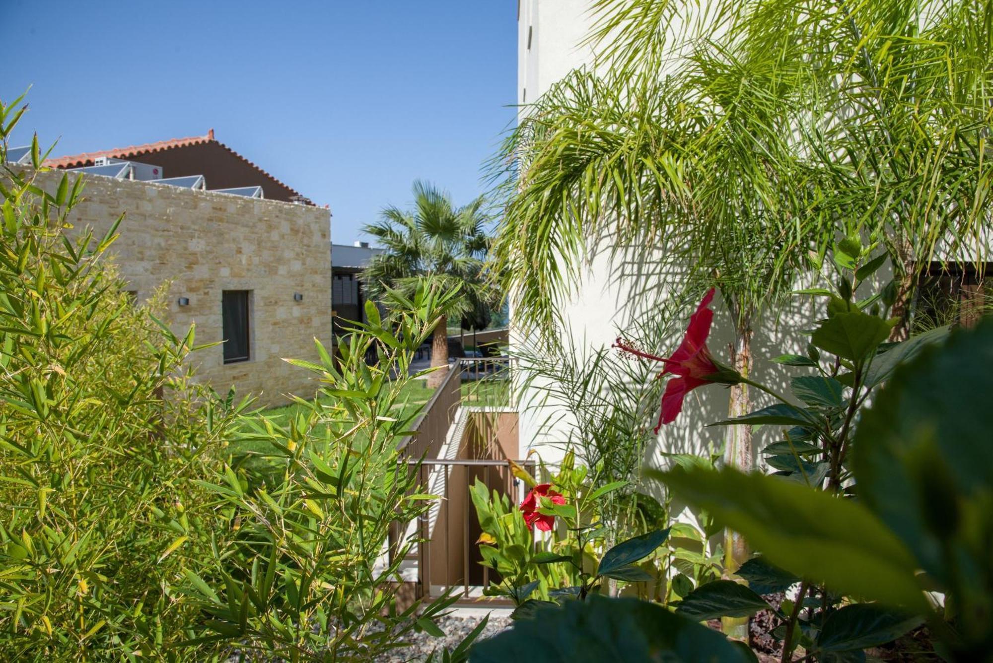 Almi-Cove Hilltop Villas Almirida Eksteriør bilde